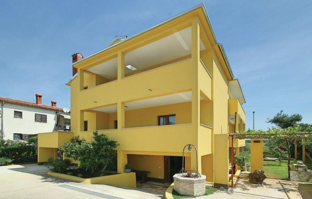 Luciana 2 Apartment